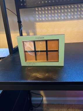 Profusion Highlight Face Illuminating Studio Palette - 6 Shades